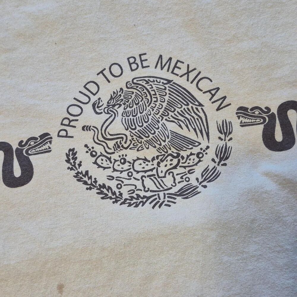 Vintage Emiliano Zapata "Proud to be Mexican" Cream color T-shirt Size S
